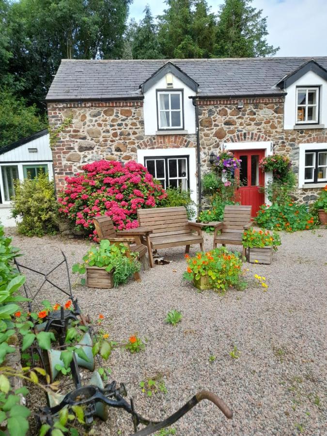 Berwick Hall Cottage Moira  Exteriör bild