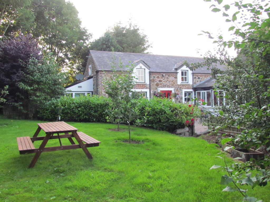 Berwick Hall Cottage Moira  Exteriör bild